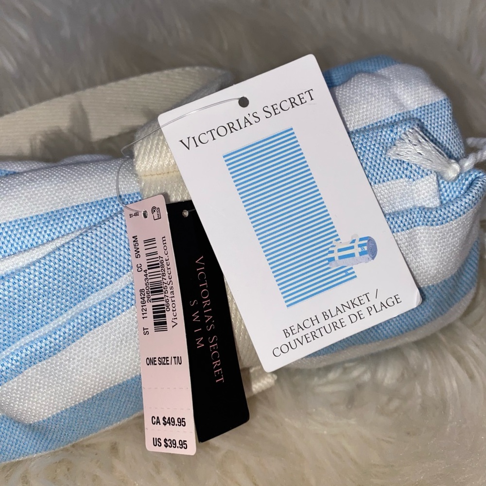 Victoria’s Secret beach blanket